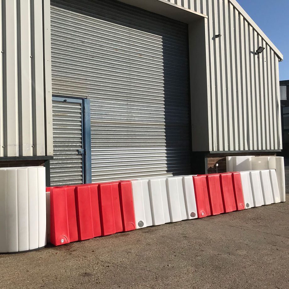 Floodstop Barrier | 0.65m High | Pre-filled Unit - FL-FS065PR ASSY || 1390mm W x 650mm L x 650mm H