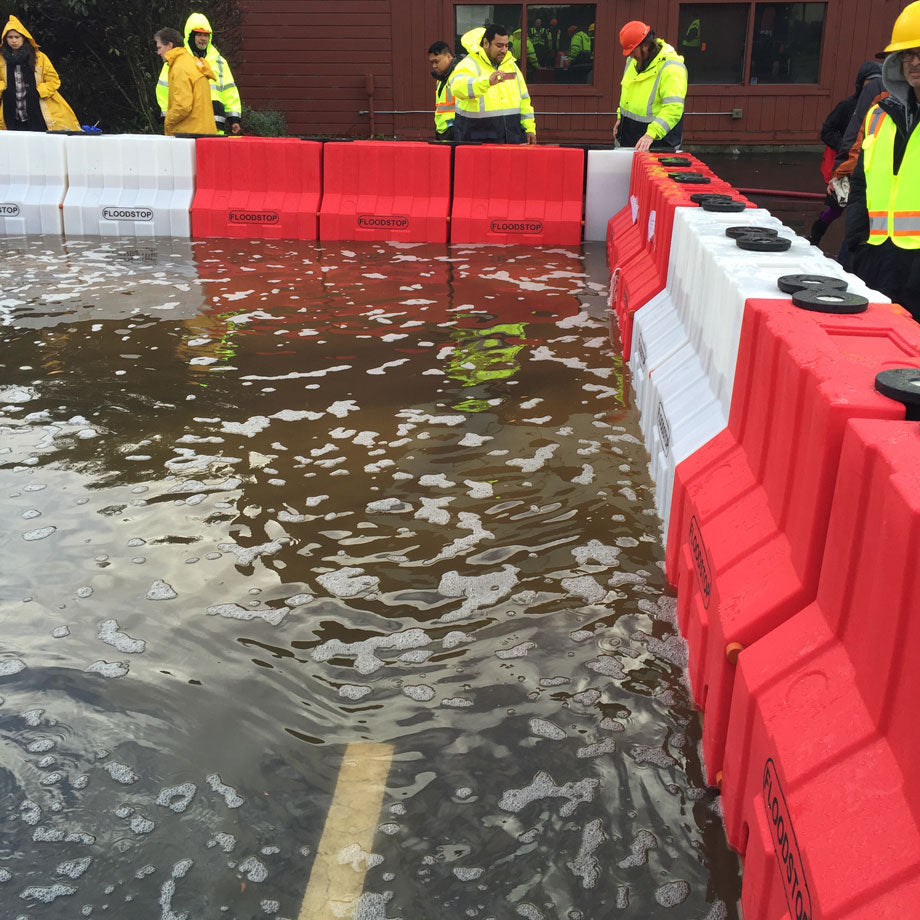 Floodstop Barrier | 0.9m High | Self-filling Unit - FL-FS090SW ASSY || 994mm W x 750mm L x 900mm H