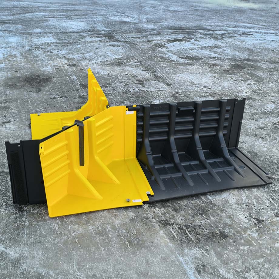 FloodFence™ | Lightweight | Corner Pin - FL-QFLCP