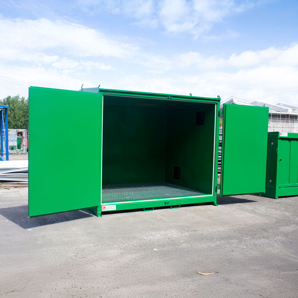 CS2 with 2 hinged doors and explosion hatch